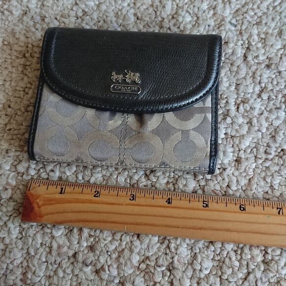 Coach Madison gray op art signature jacquard fabric and Leather Trifold Wallet - Picture 10 of 12